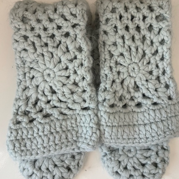 Lemon Crochet Legwear Slippers / Cable
Knit Slippers Baby Blue - Picture 3 of 4